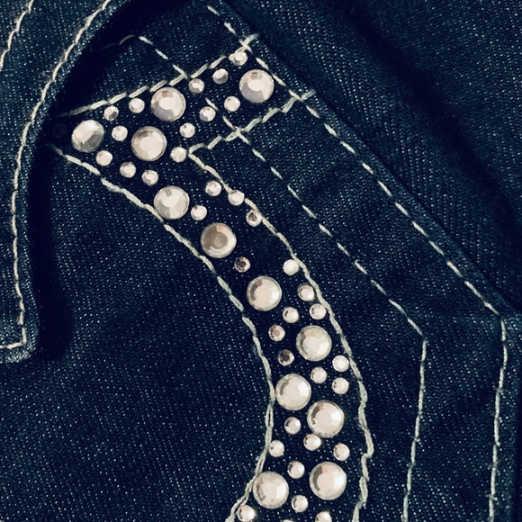 True Religion Jeans with Swarovski Detailing - Picture 5 of 7